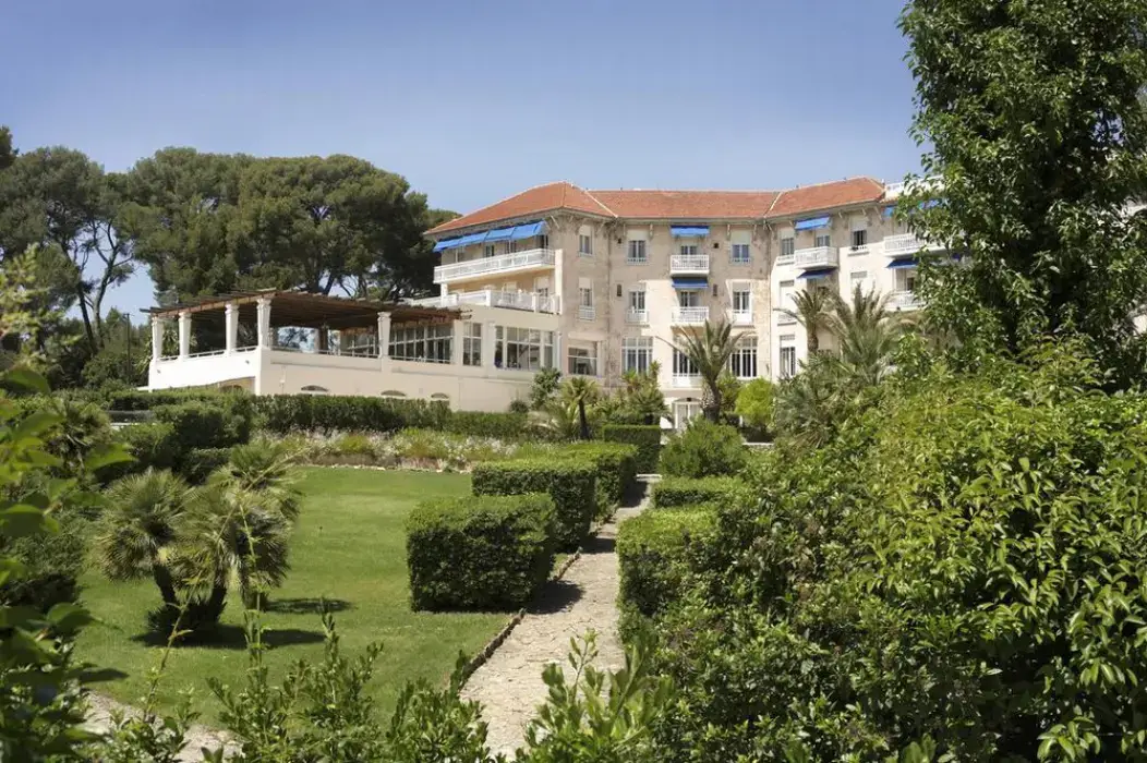 Grand Hotel Des Lecques, BW Signature Collection 7
