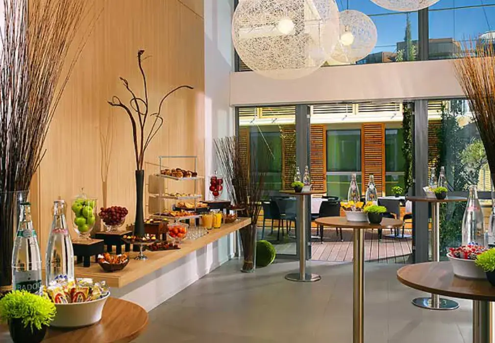 Courtyard By Marriott Montpellier 5