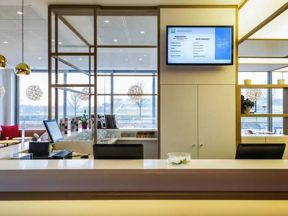 Ibis Styles Guyancourt Versailles 7