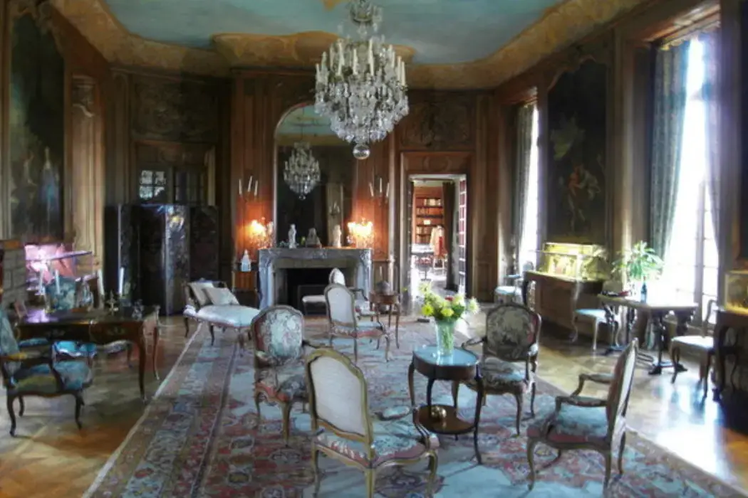 Château de Beaumesnil 9