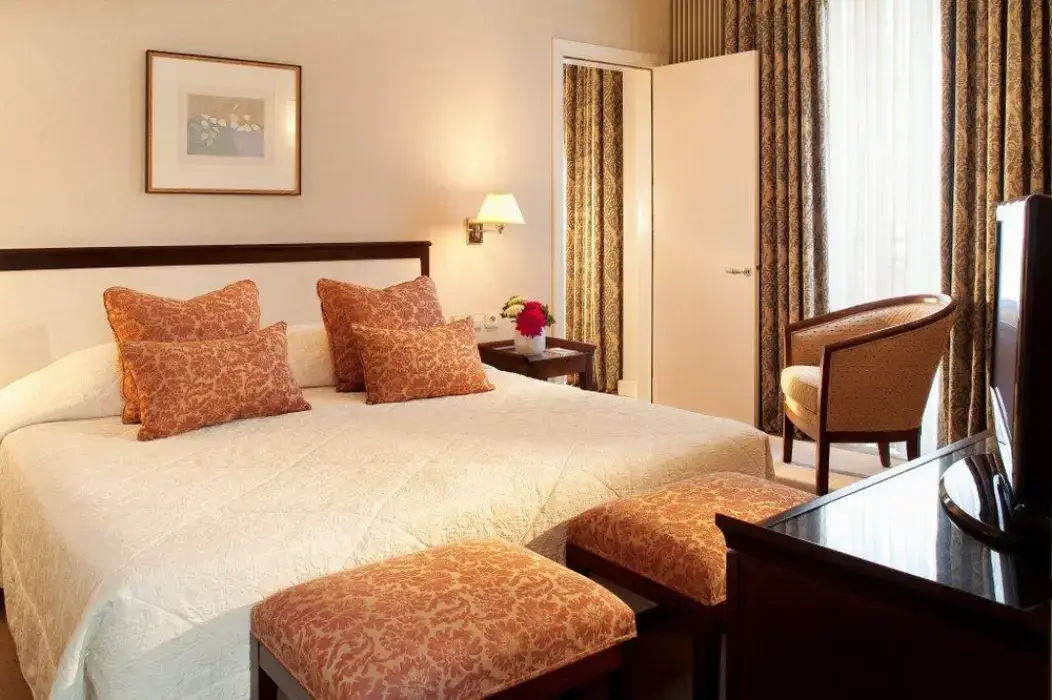 Hôtel Bedford 2