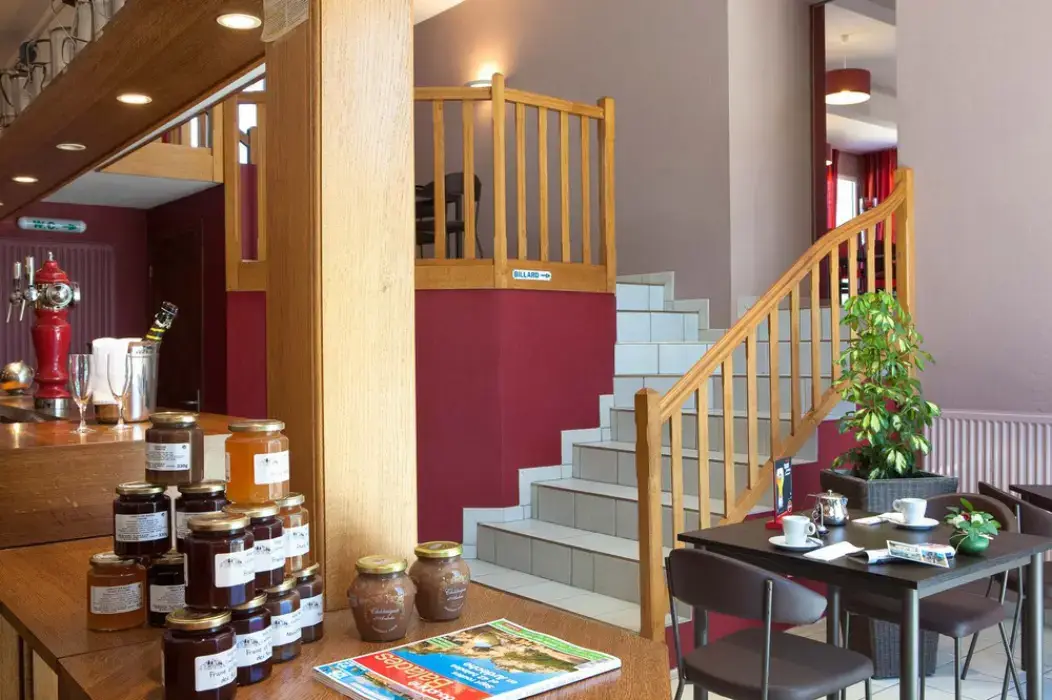 Hôtel des Sapins 6