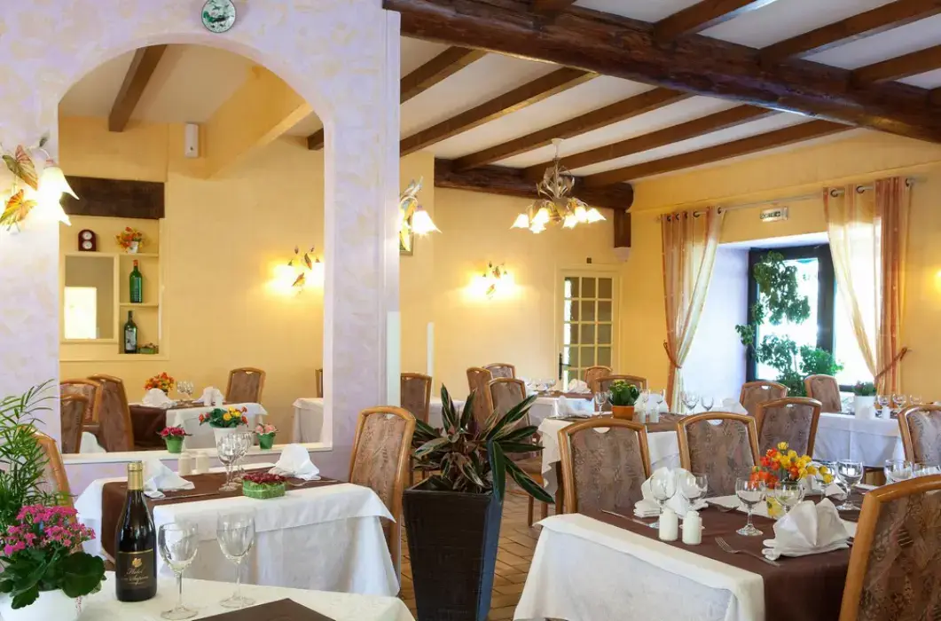 Hôtel des Sapins 10