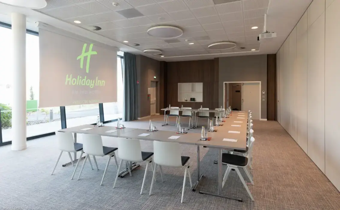 Holiday Inn Paris CDG Airport 27