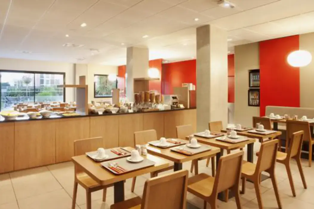Holiday Inn Express Toulouse Aéroport 4
