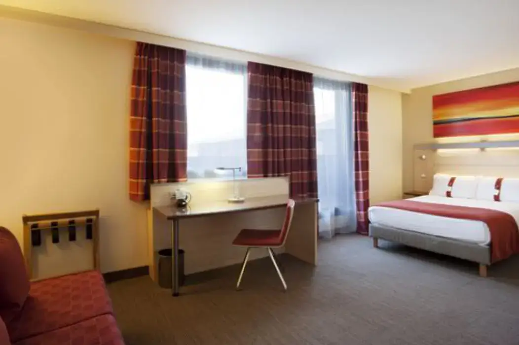Holiday Inn Express Toulouse Aéroport 9