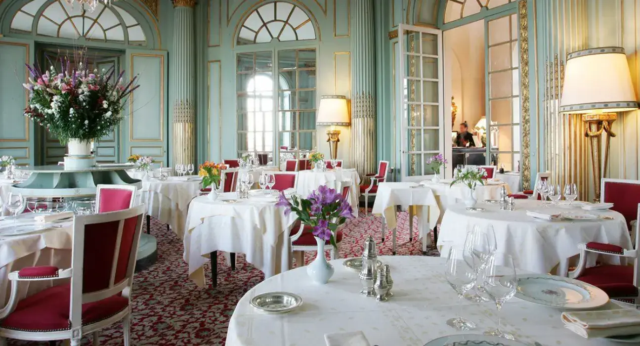 Château d'Artigny 5