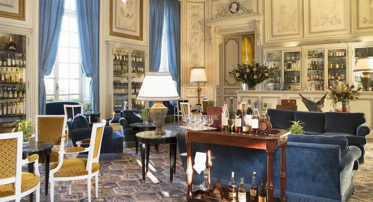 Château d'Artigny 6
