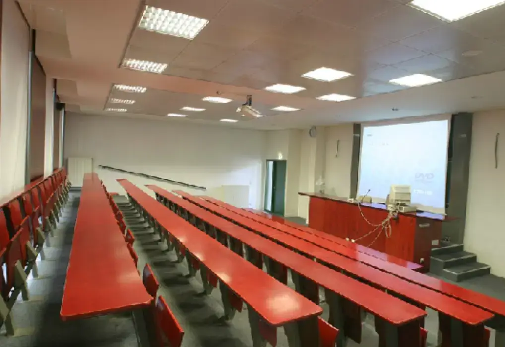 Centre Universitaire Malesherbes 8