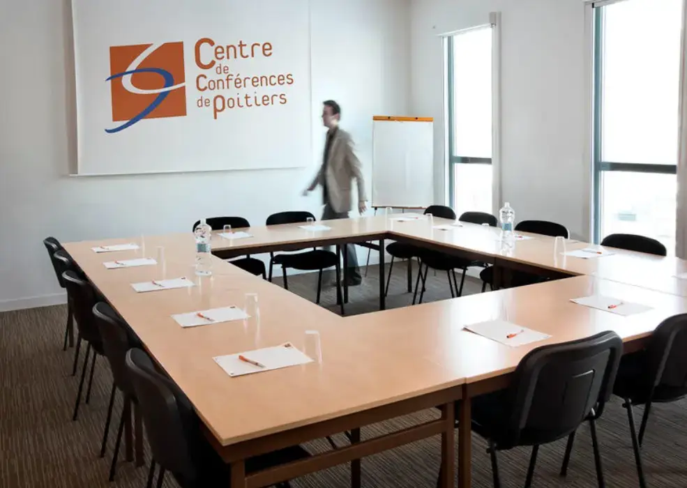 Centre de Conférences de Poitiers 4