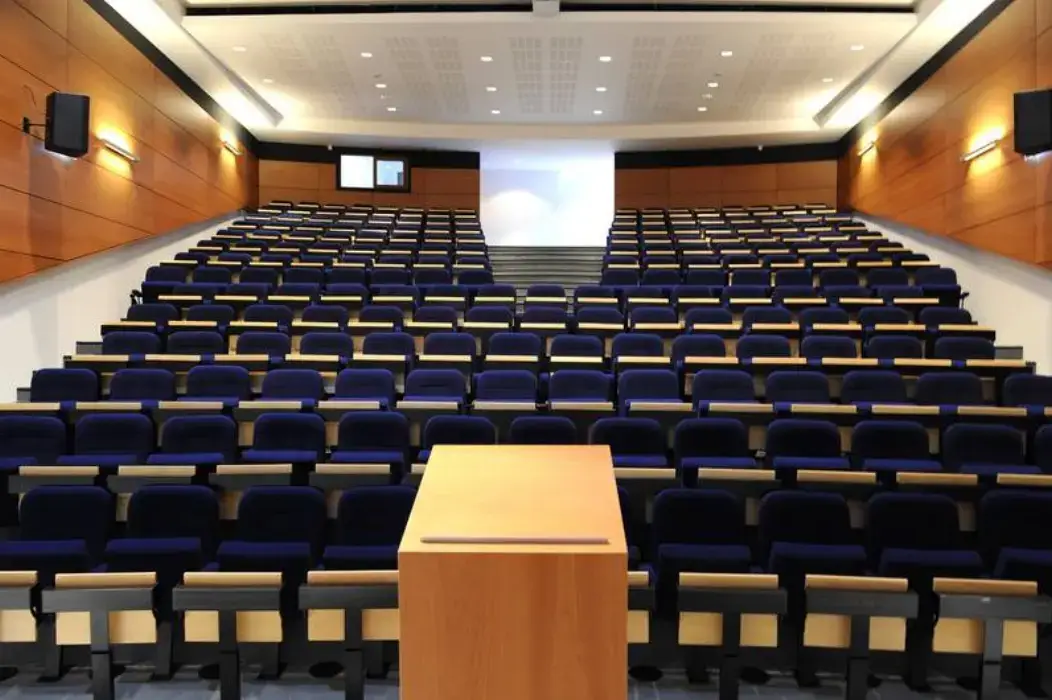 Centre de Conférences de Poitiers 6