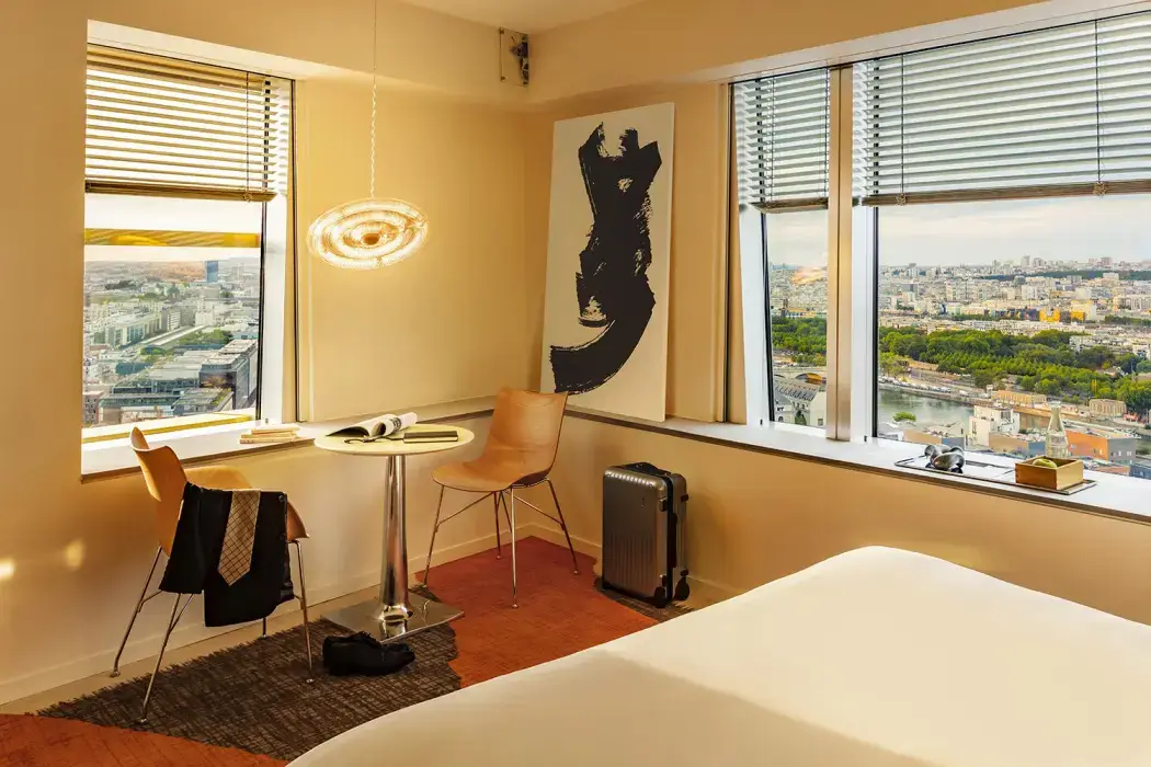 Too Hôtel 21