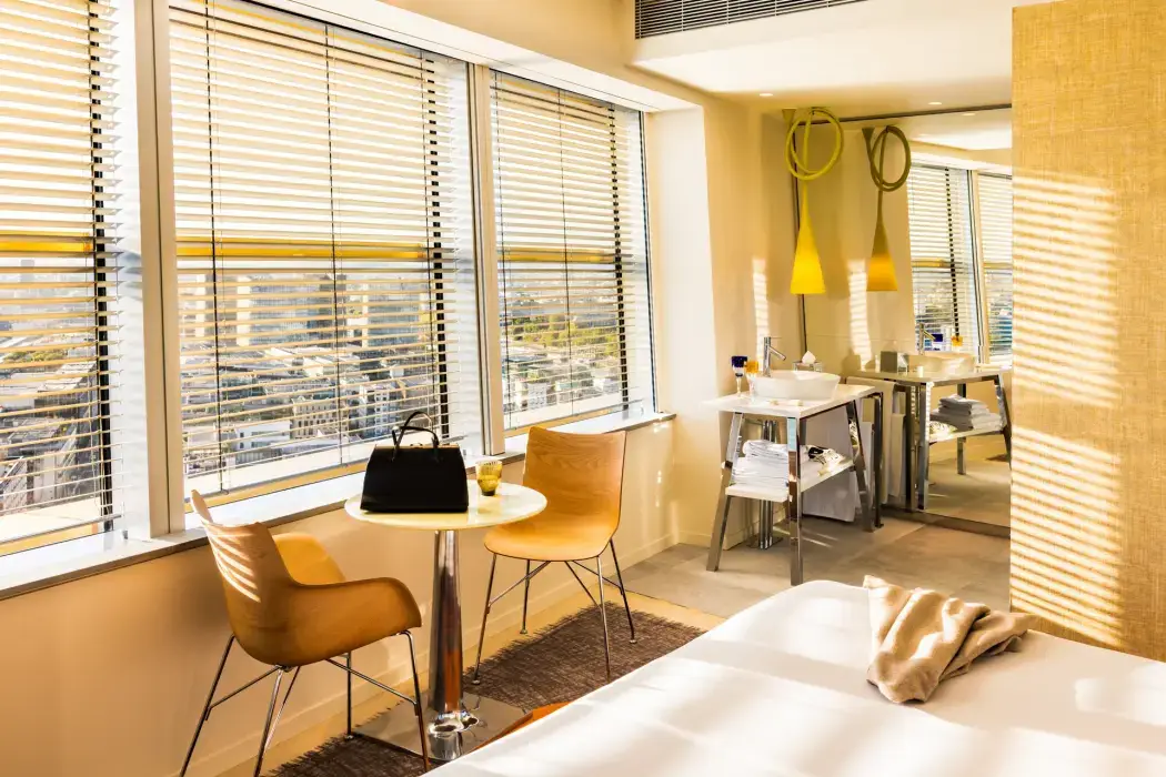 Too Hôtel 24
