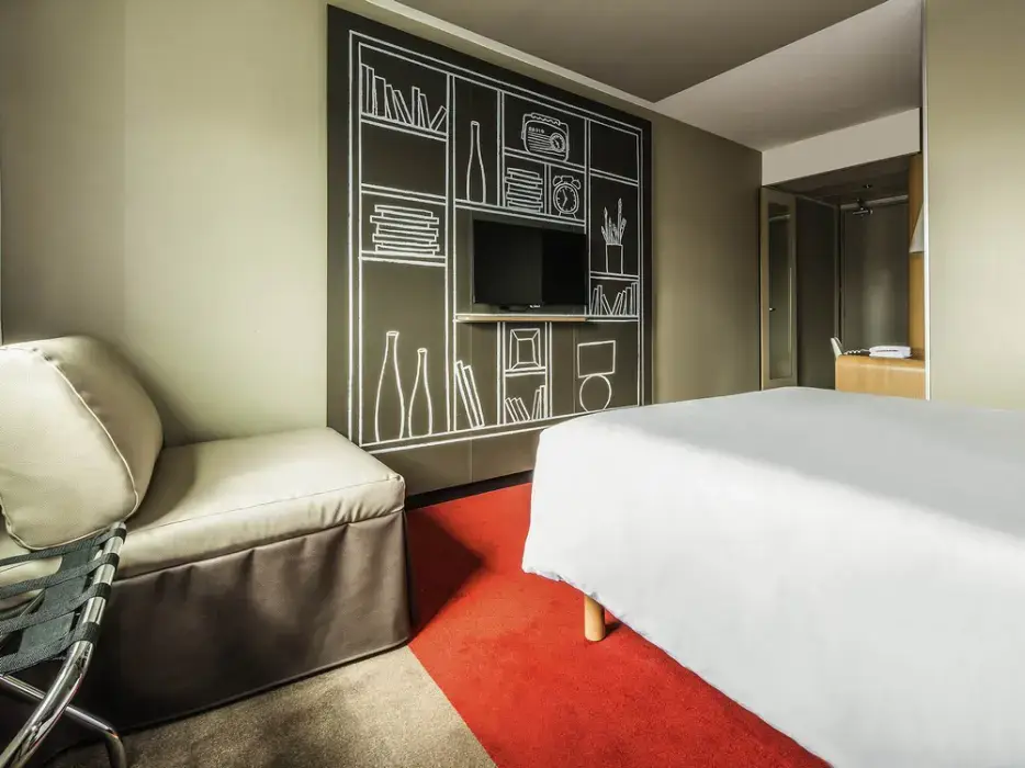 Ibis Nanterre la Défense 7