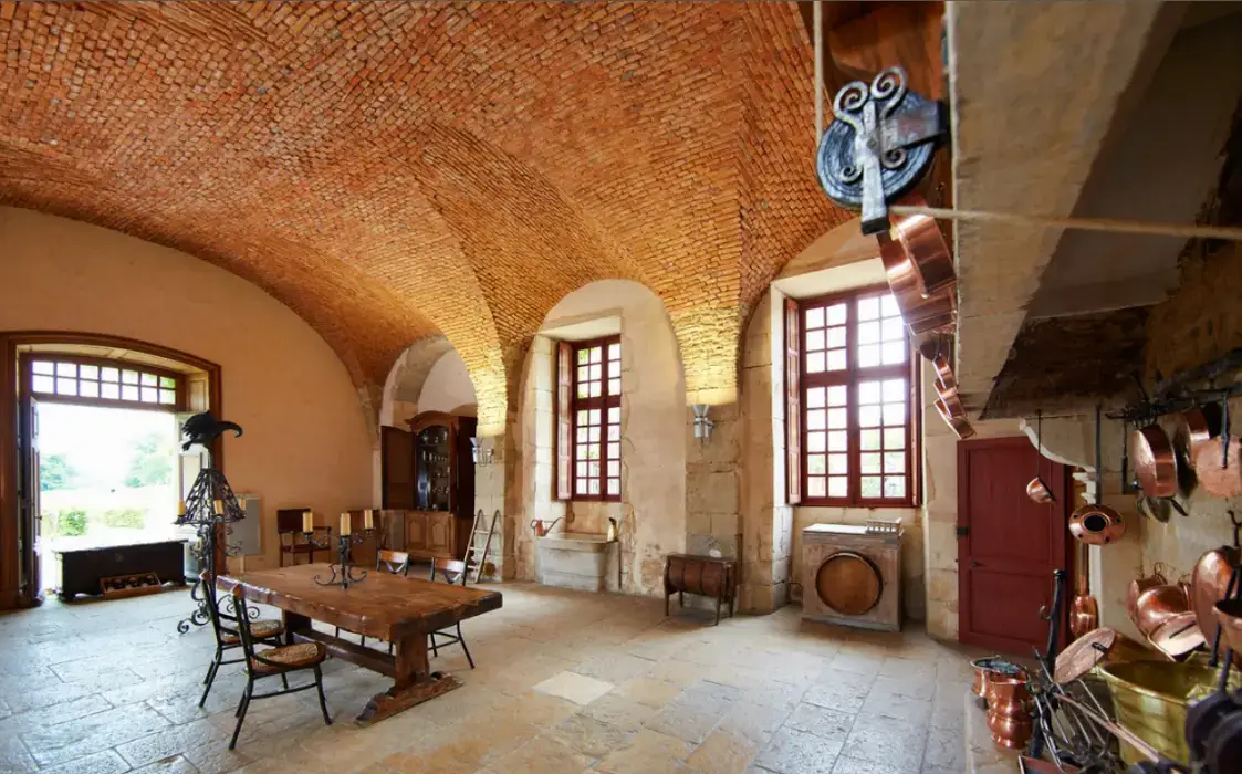 Château de Pommard 8