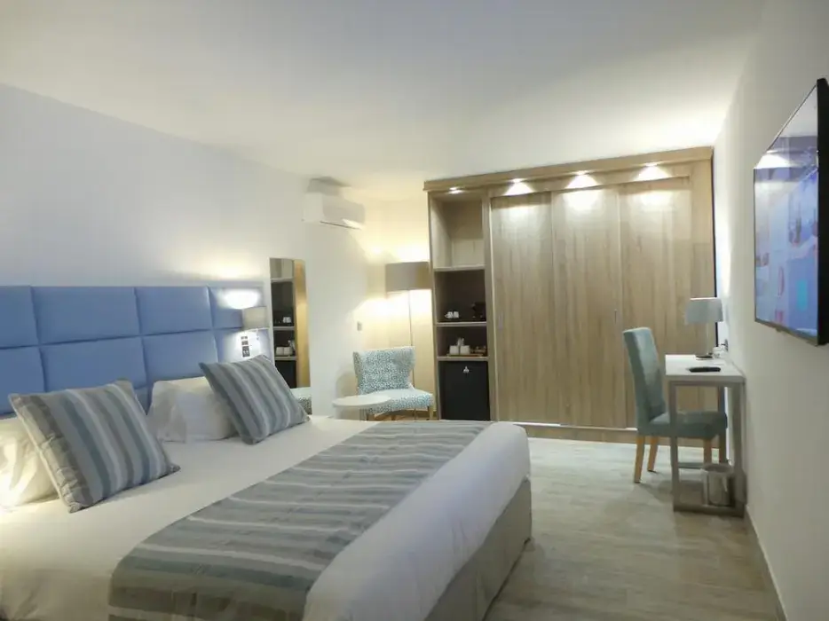 Isulella Hôtel et Restaurant 3
