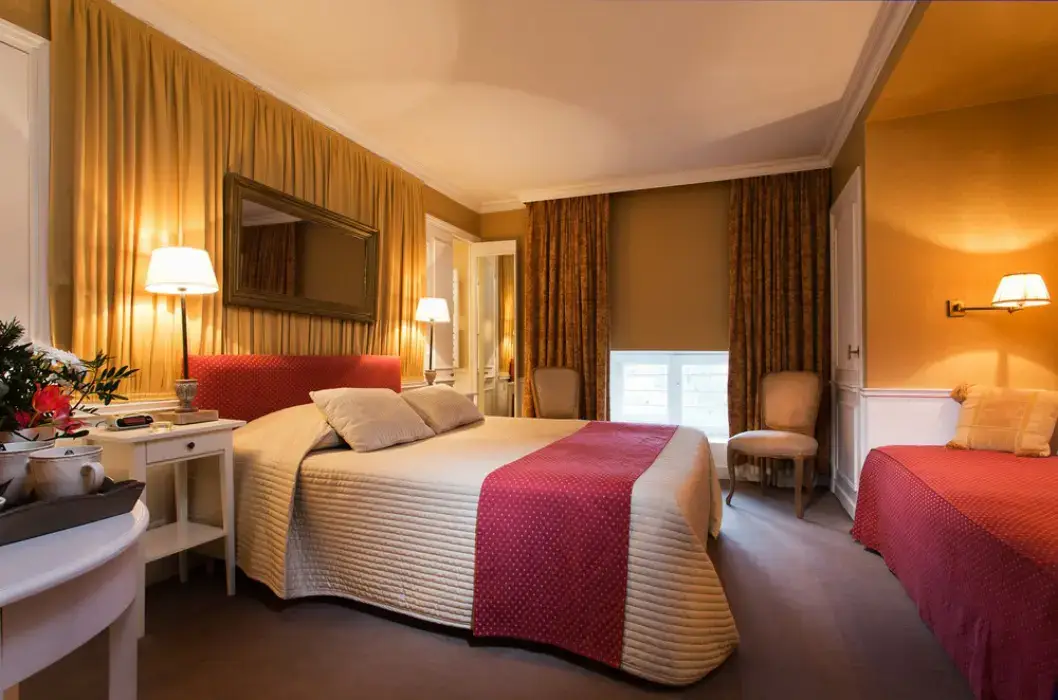 Chateau de Courban et SPA 5
