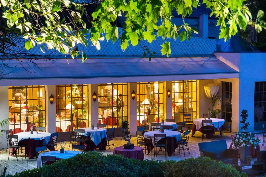 Chateau de Courban et SPA 12