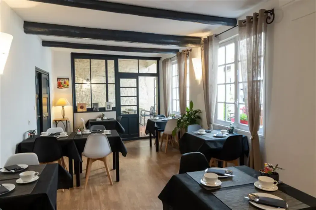 Best Western Le Comtadin 3