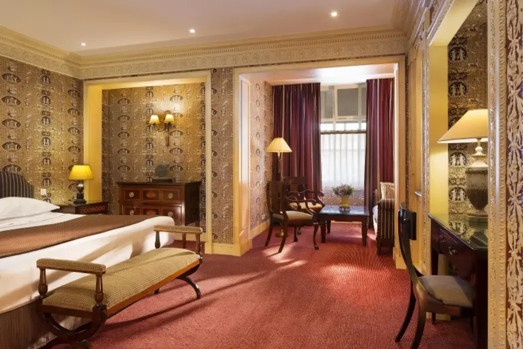 Hotel des Grands Hommes 6
