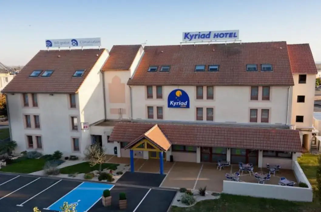 Kyriad Niort 6