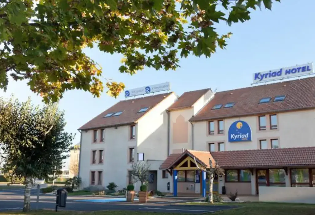 Kyriad Niort 10