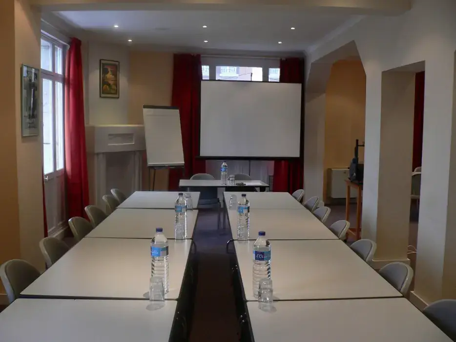Hôtel Moderne Arras 3
