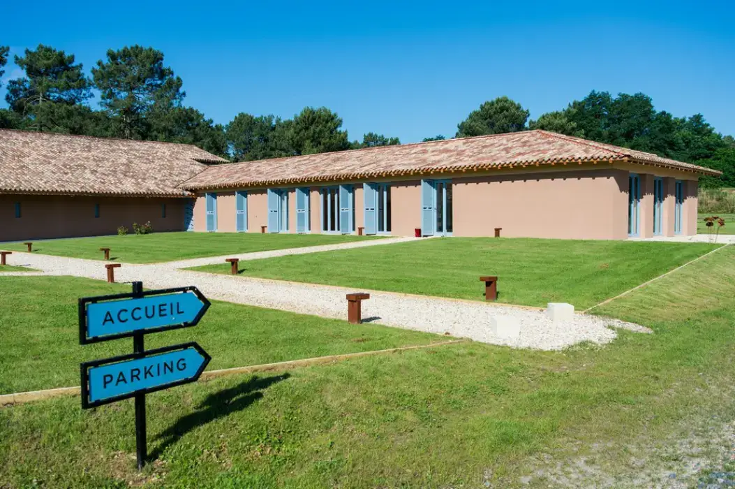 Chai du Château d'Eyran 10