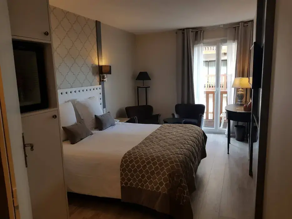 Le Trophee Boutique Hôtel Spa 25