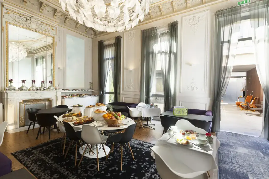 C2 Hôtel 4