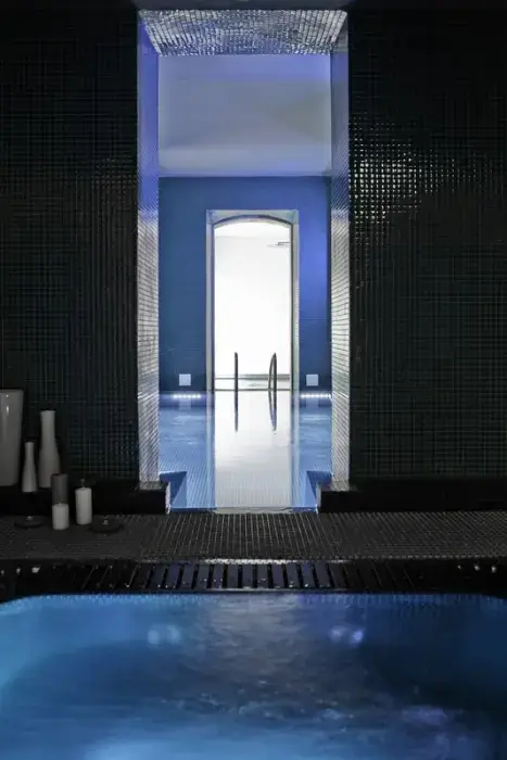 C2 Hôtel 14
