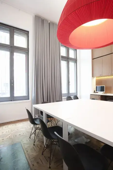 C2 Hôtel 18