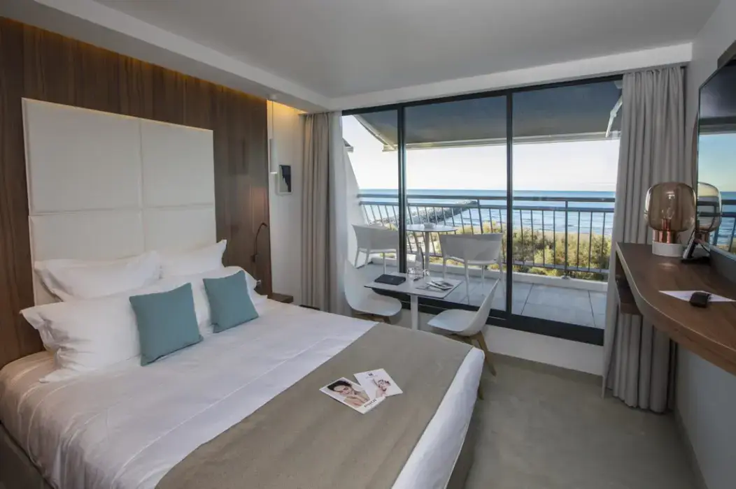 La Plage 5