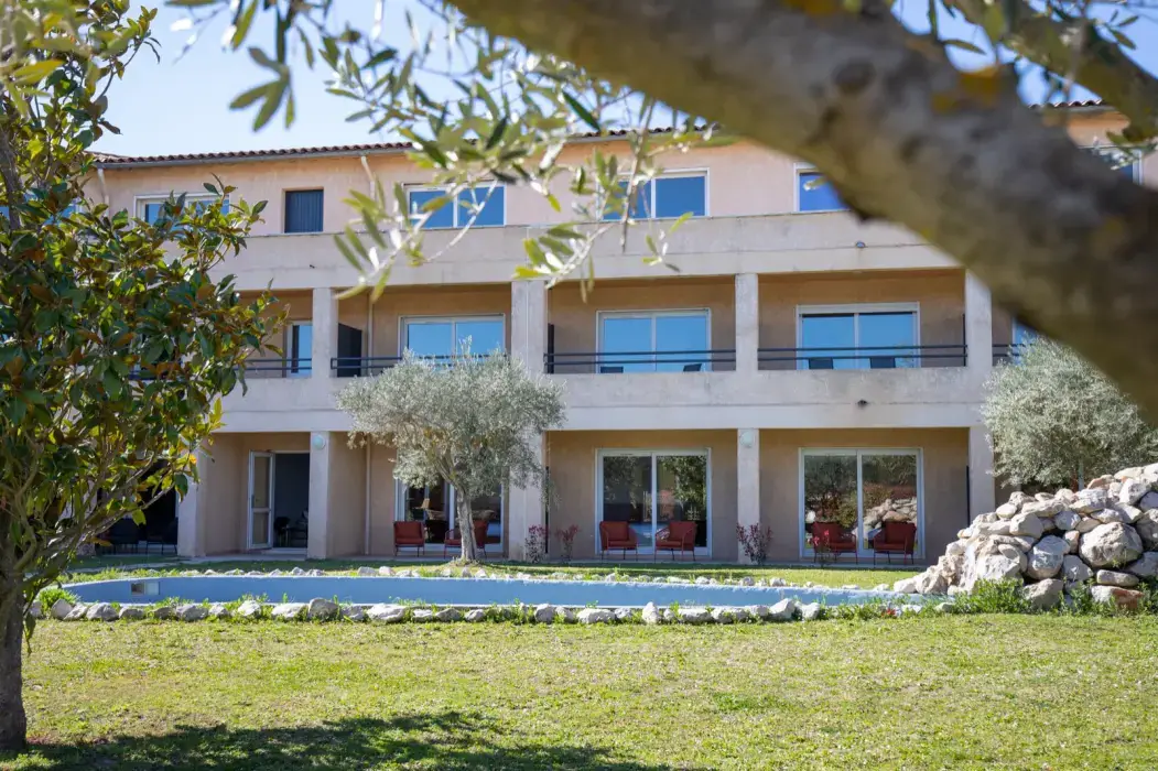 Hôtel La Perna 9