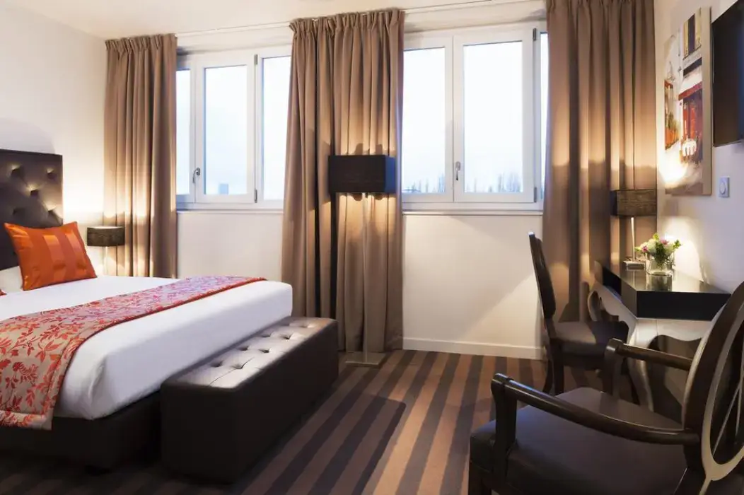 Executive Hôtel 6