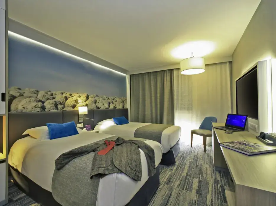 Mercure Castres L'Occitan 11