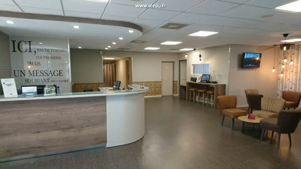 Kyriad Prestige Bordeaux-Ouest-Mérignac 17