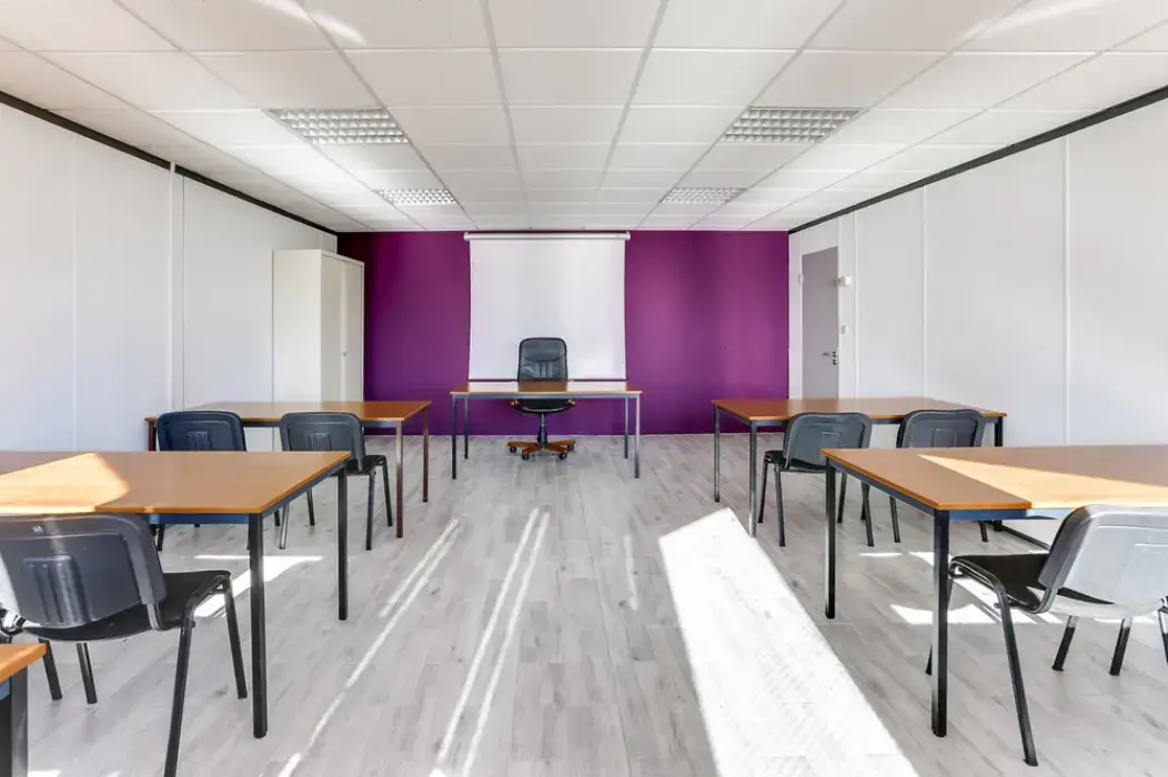Business Center 8