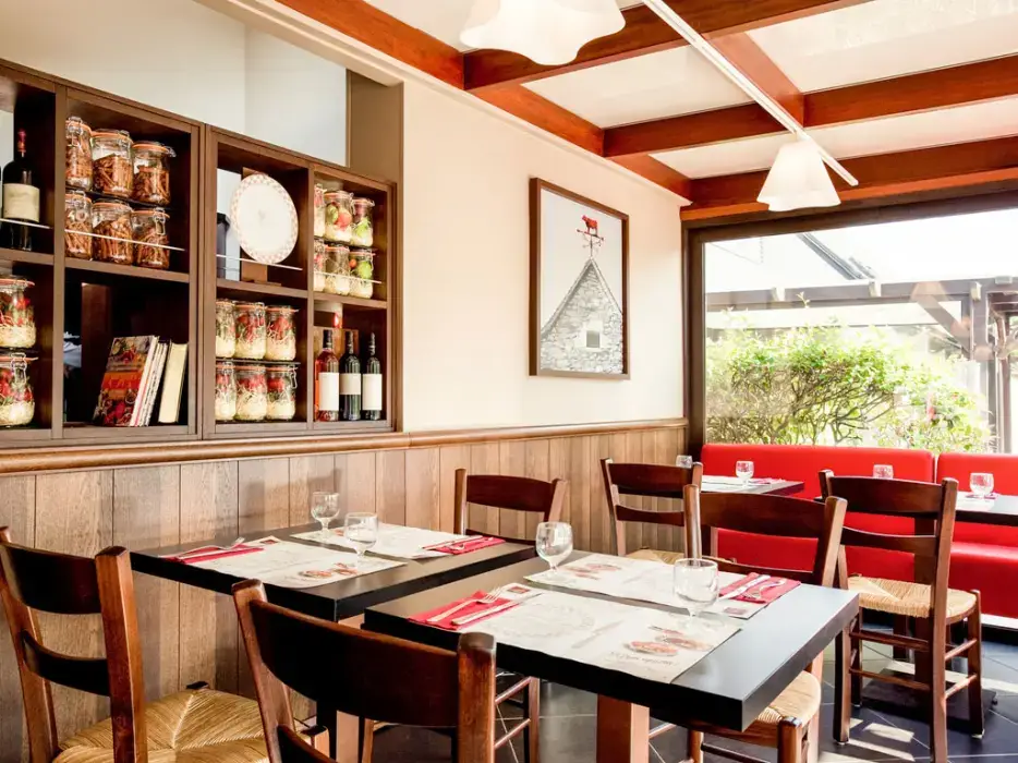 Ibis Senlis 4