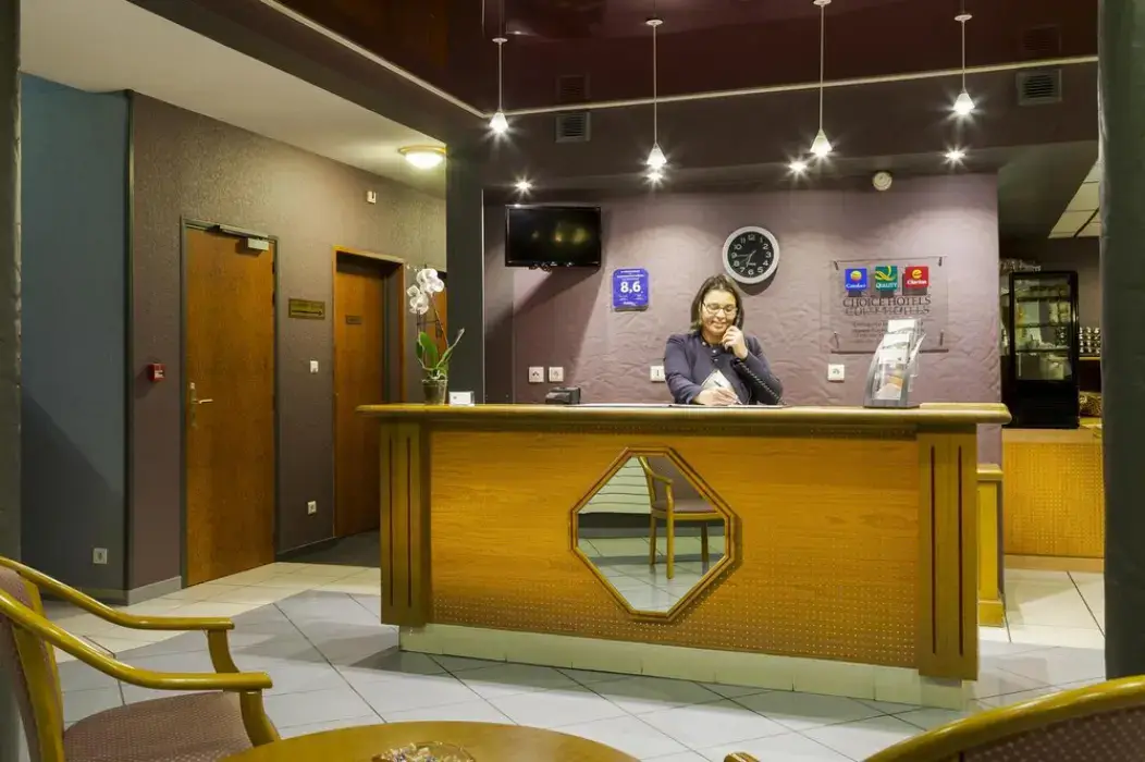 Comfort Hotel Paray Le Monial 10