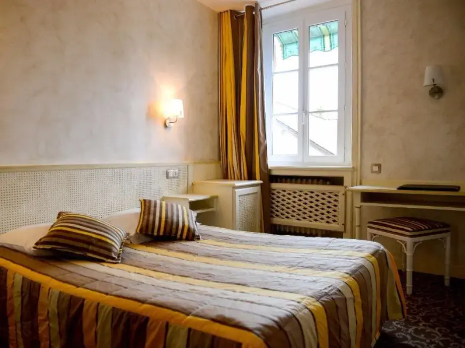 Hotel du Commerce 12