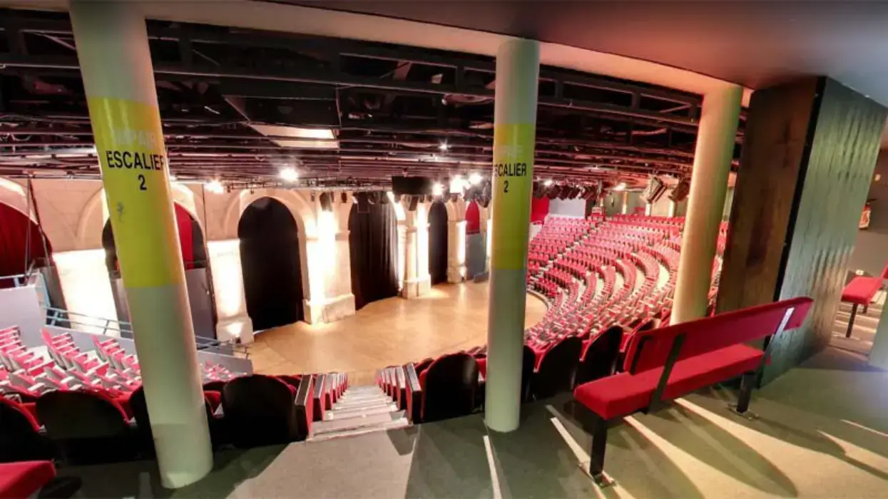Halle aux Grains 3