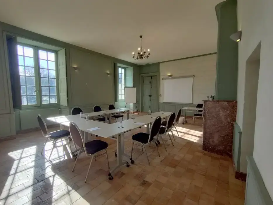 Château de la Perriere 11