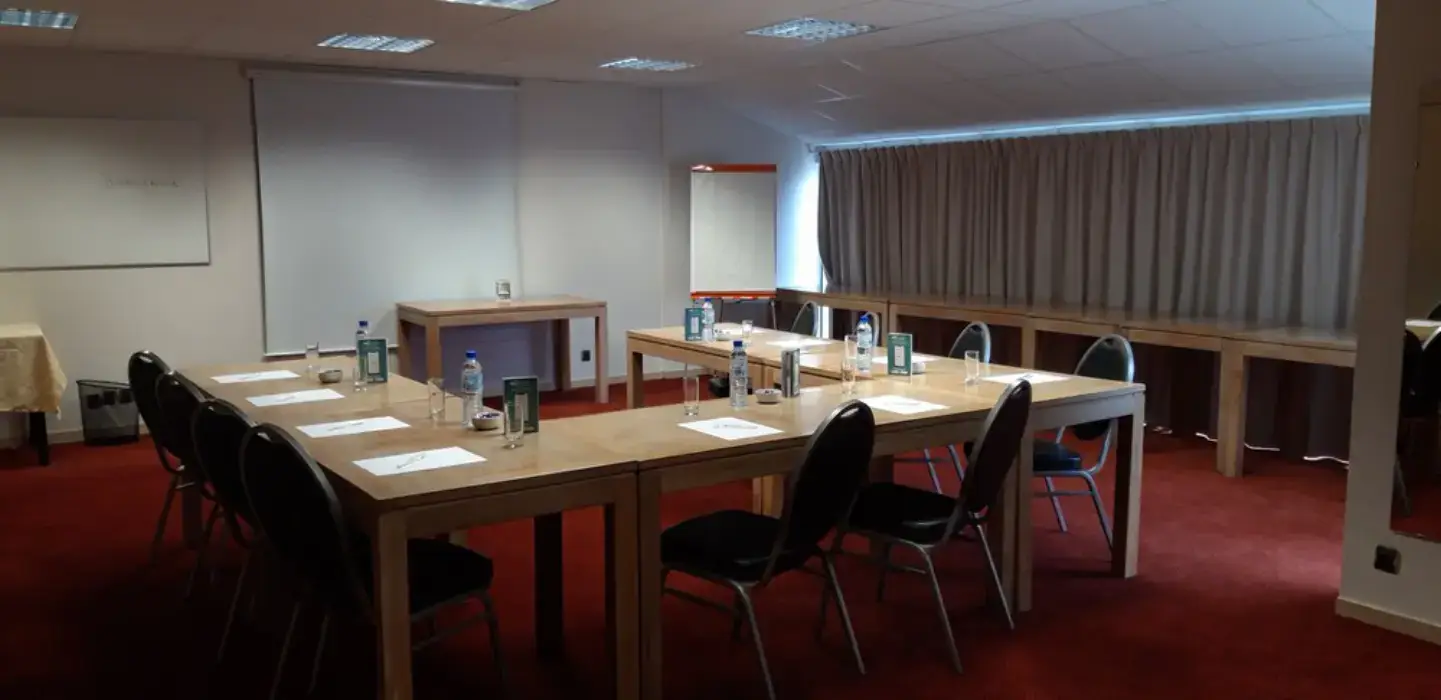 Brit Hotel Tours Sud 12