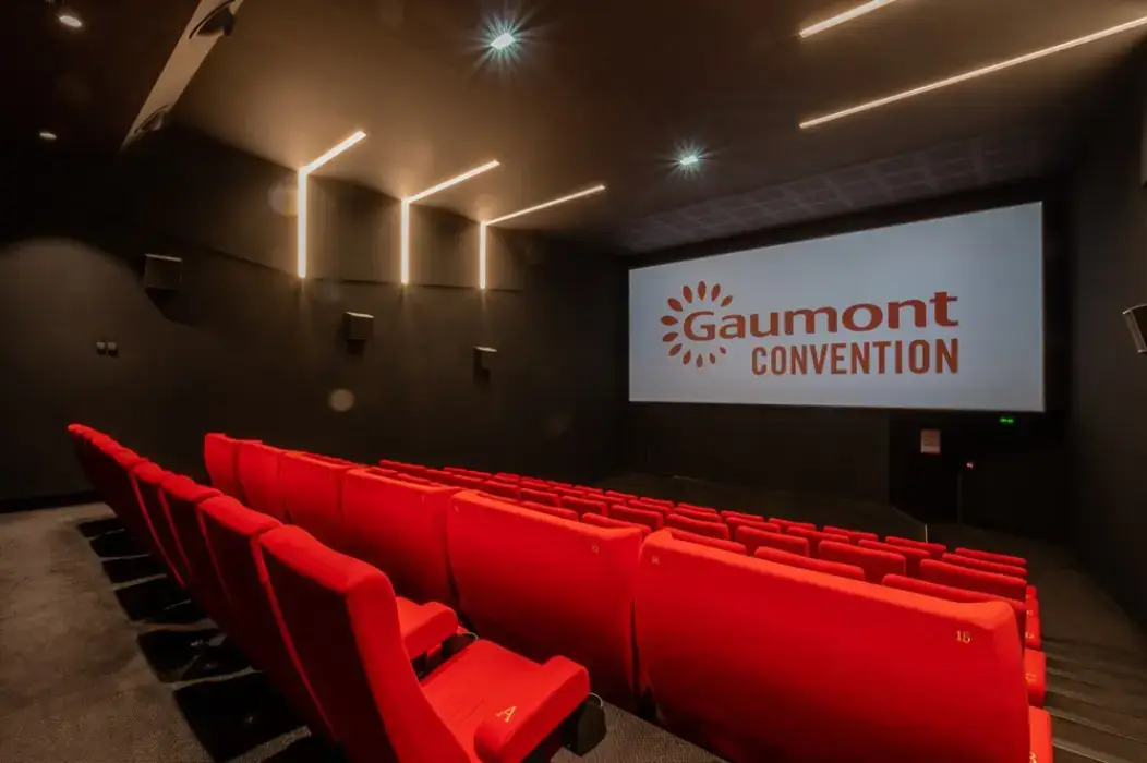 Pathé Convention 3