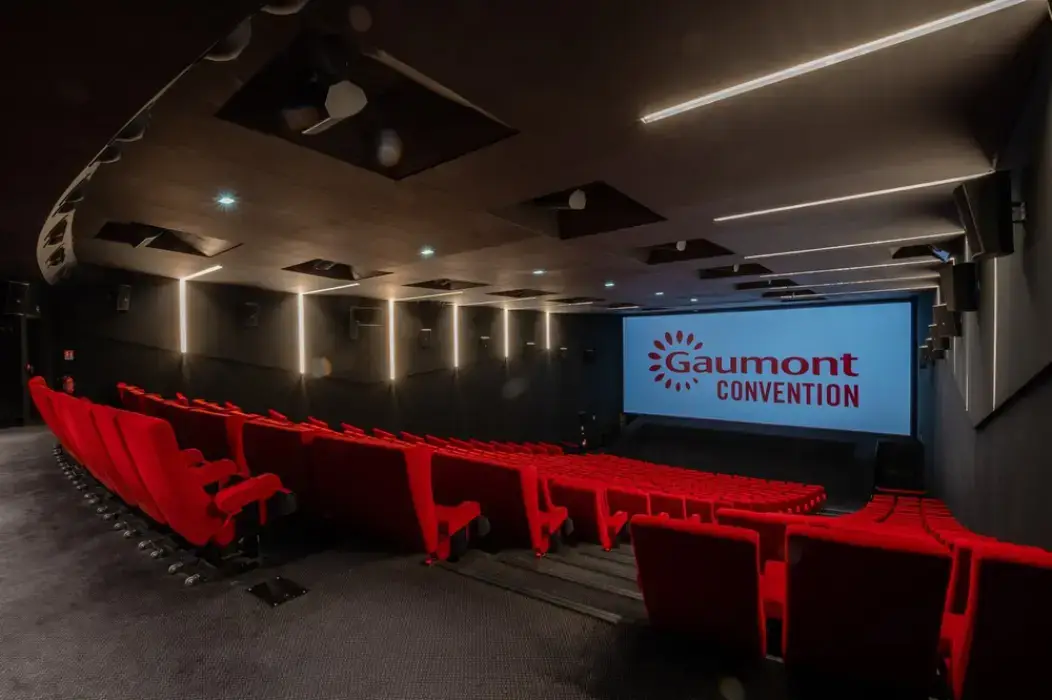 Pathé Convention 4