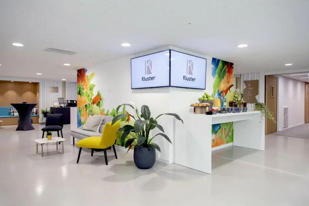 LAHO Business Center 7
