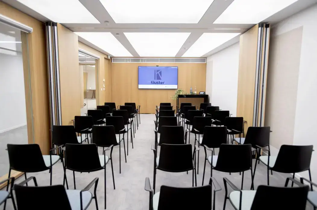 LAHO Business Center 13