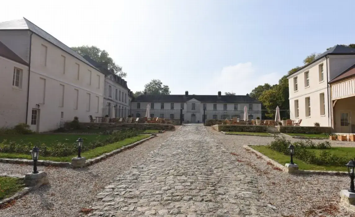 Château de Maudetour 10