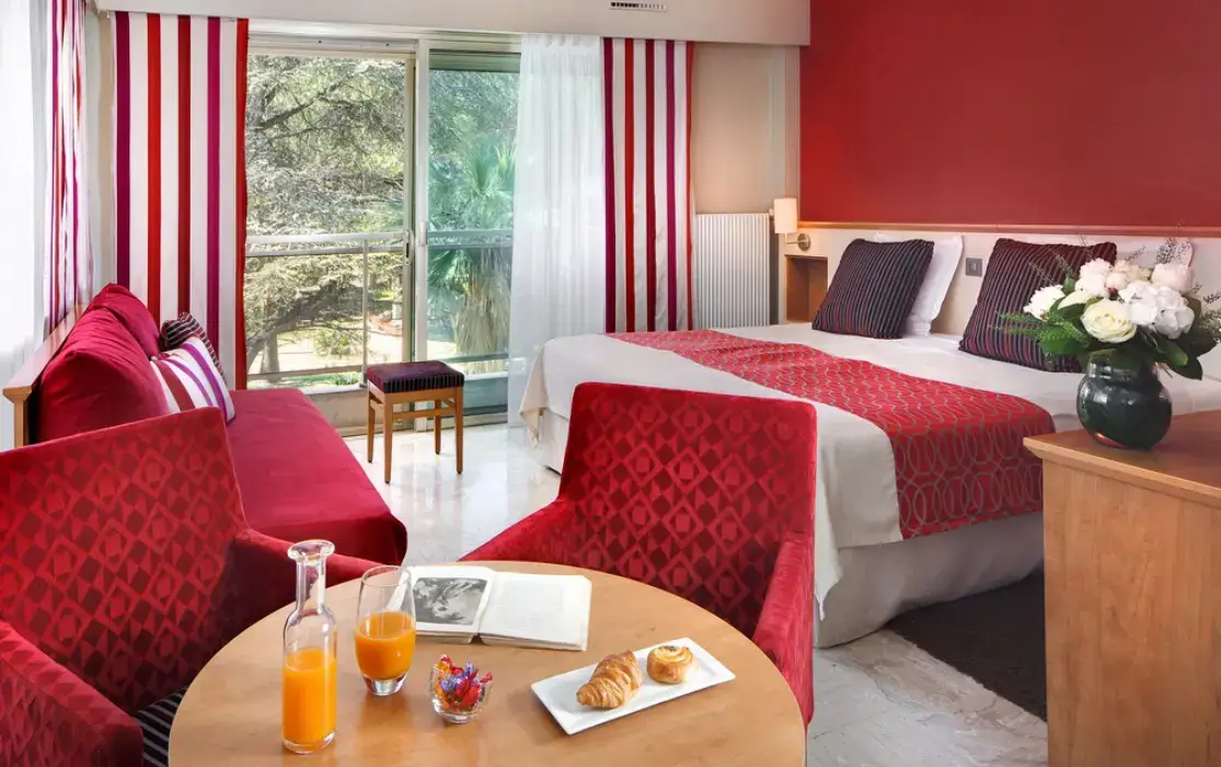 Hotel  et Résidence Les Strelitzias 8